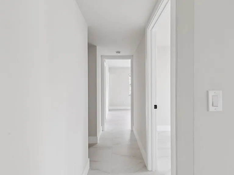 The Oaks Apartments — Photo 62