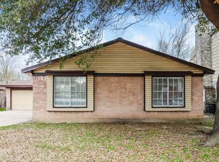 11330 White Gate Ln, Houston, TX 77067