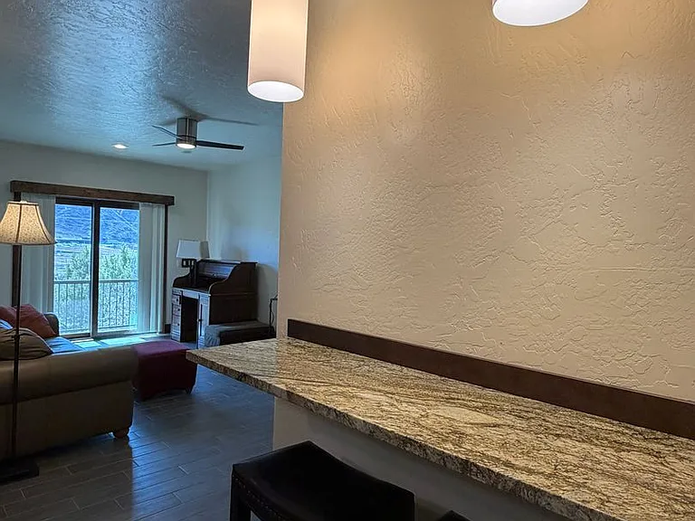 350 Green Way Dr — Photo 10