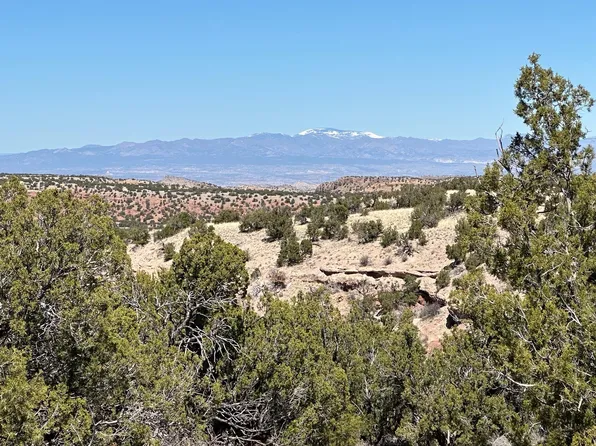 12 Creekside Trl W, Sandia Park, NM 87047