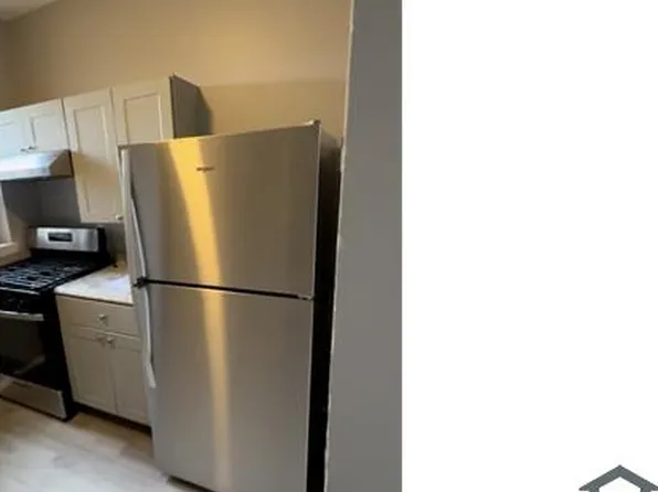 6039 S Prairie Ave #3, Chicago, IL 60637