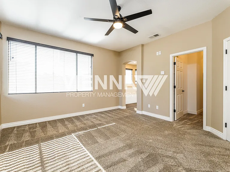 5308 Heritage Ct — Photo 12