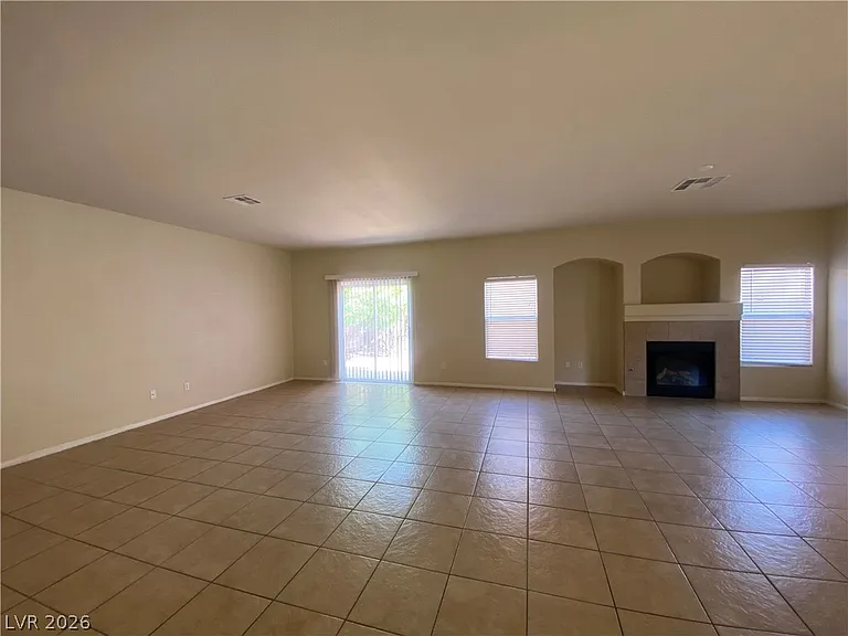 5980 Fidenza Ave — Photo 7