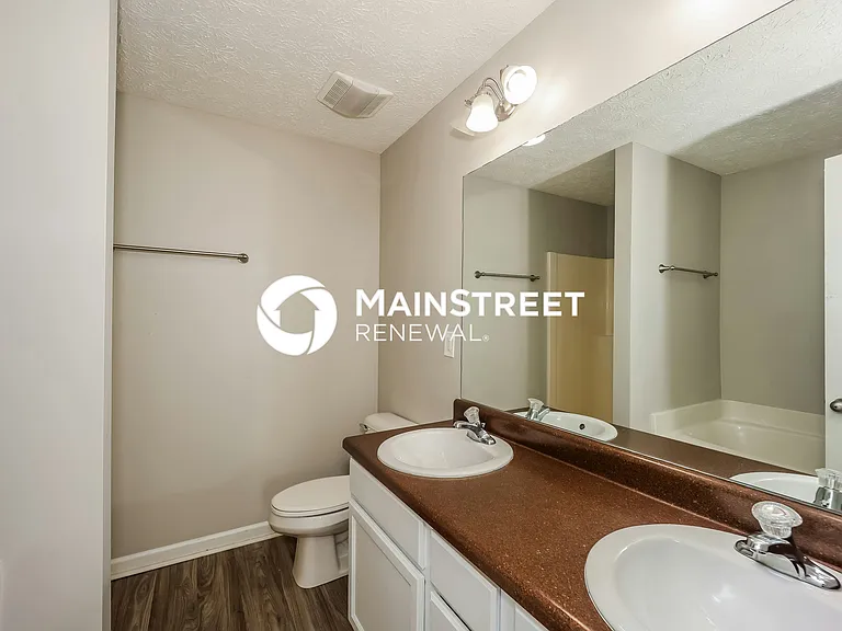 Main Bathroom