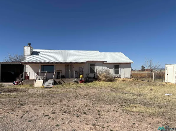 38 E Jackson Rd, Artesia, NM 88210