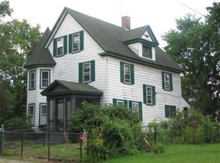 9 East St, Ayer, MA 01432