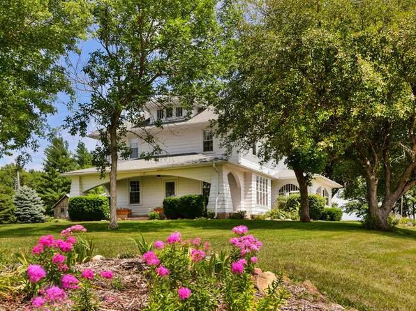 13393 275th St, Treynor, IA 51575