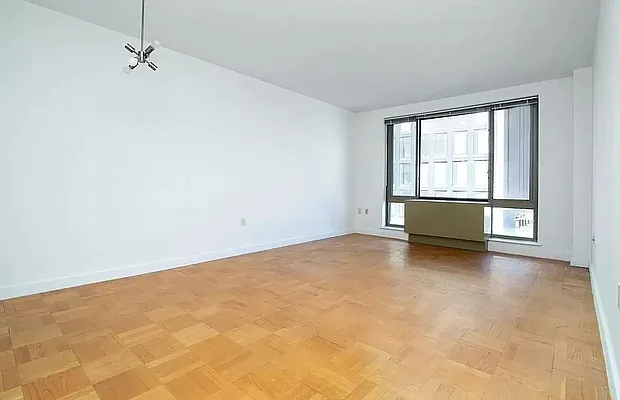 Rented by REAL New York | media 12