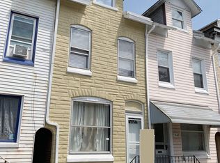 1625 Moss St, Reading, PA 19604