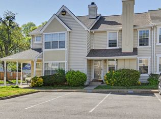 372 Rivers Ridge Cir, Newport News, VA 23608