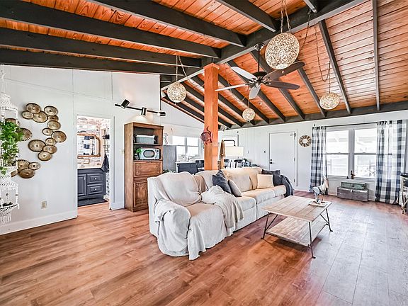 5th image of 16519 Captain Kidd Rd