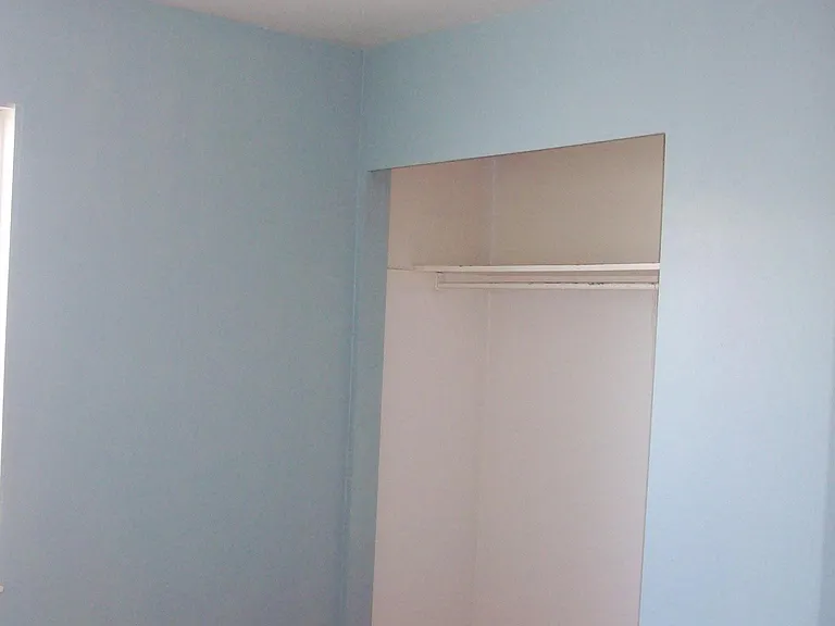 S 2284 W — Photo 11