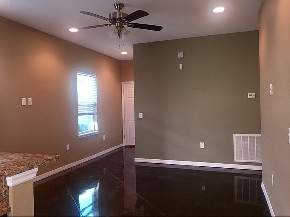 3rd image of 3234 Whispering Trails Ave