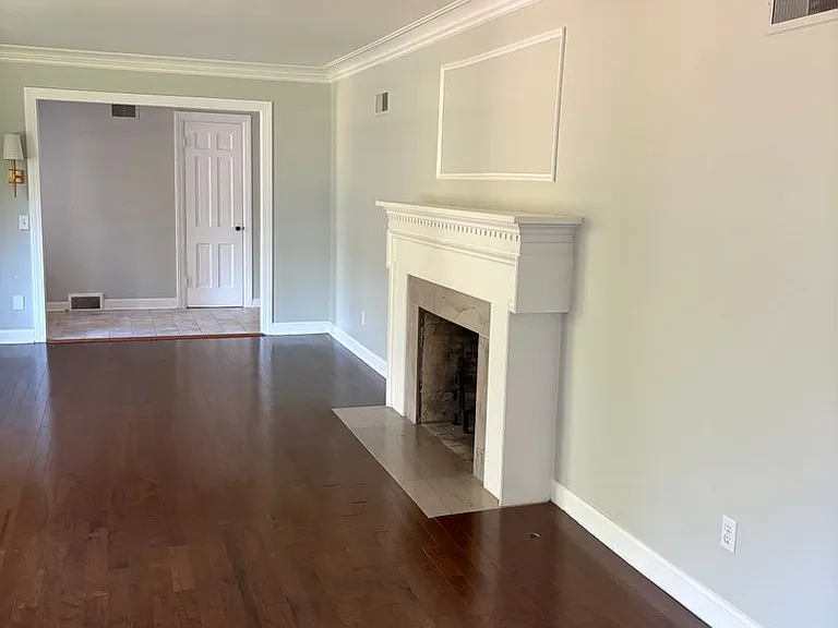 1300 N Waldron Rd — Photo 6