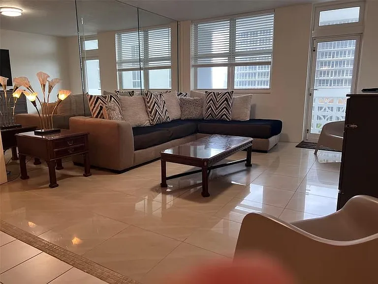 4250 Galt Ocean Dr #7K — Photo 5