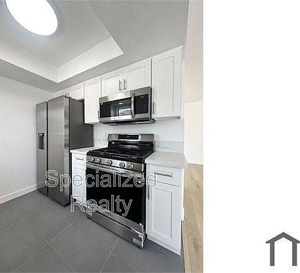 5th image of 1150 N Columbus Ave APT 4