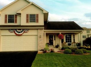 1927 Wycliffe St, Belvidere, IL 61008