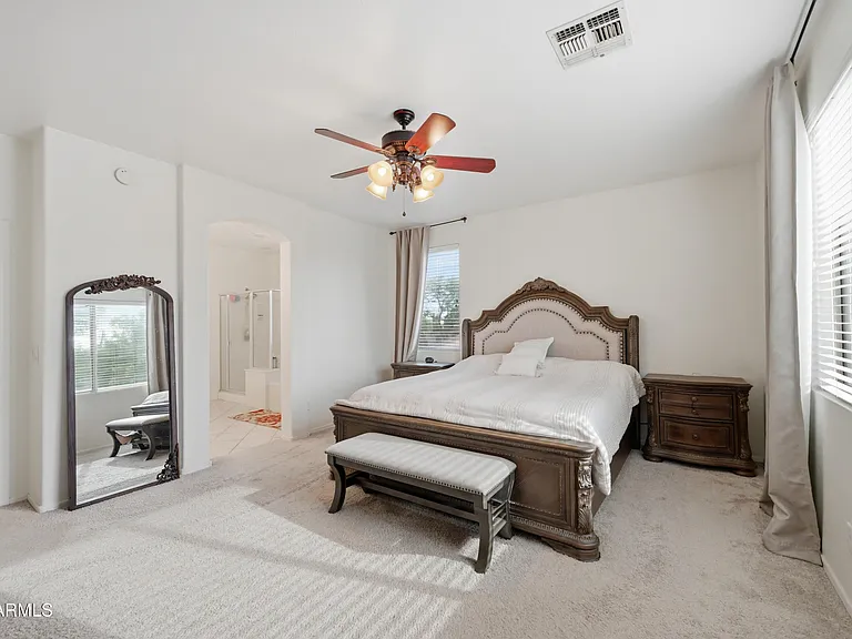 374 N Scott Dr — Photo 13