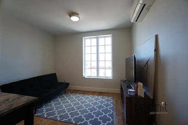 Rented by Rennit Inc. | media 20