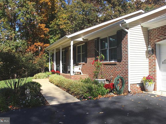 2nd image of 4000 Hanson Rd