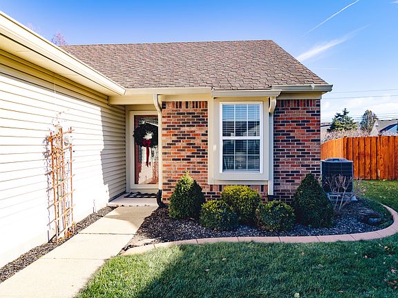 2nd image of 7221 Broyles Ln