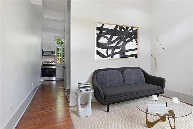 1414 Magazine St #7 — Photo 5