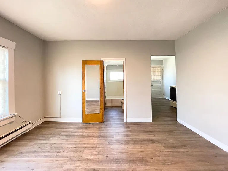 1924 W Jackson St #5 — Photo 6