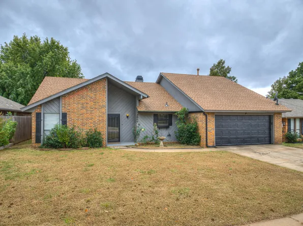 2800 Appaloosa Trl, Edmond, OK 73012
