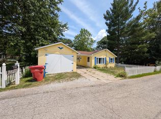 12713 Lee St, Cedar Lake, IN 46303