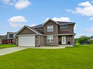 5220 Northwind Dr, Richton Park, IL 60471