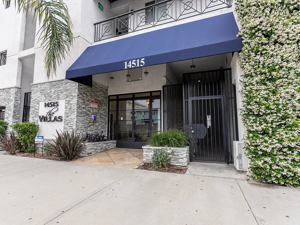 14515 Dickens St.