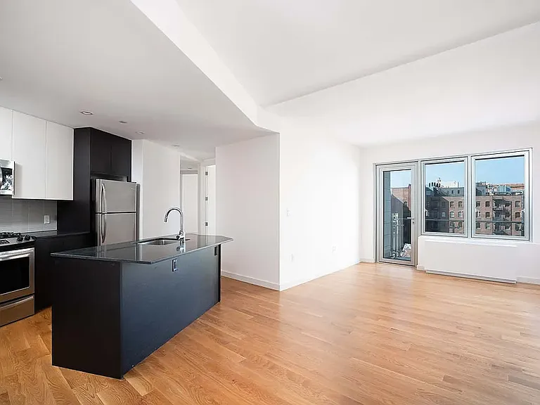 31-43 Vernon Blvd #617A — Photo 4
