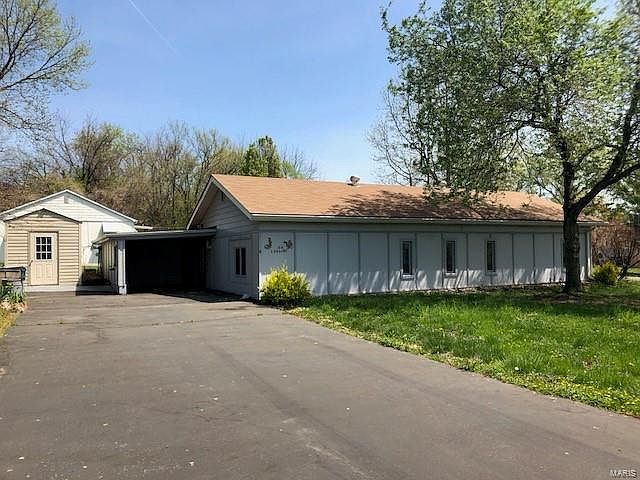 1st image of 166 Lansing Ave