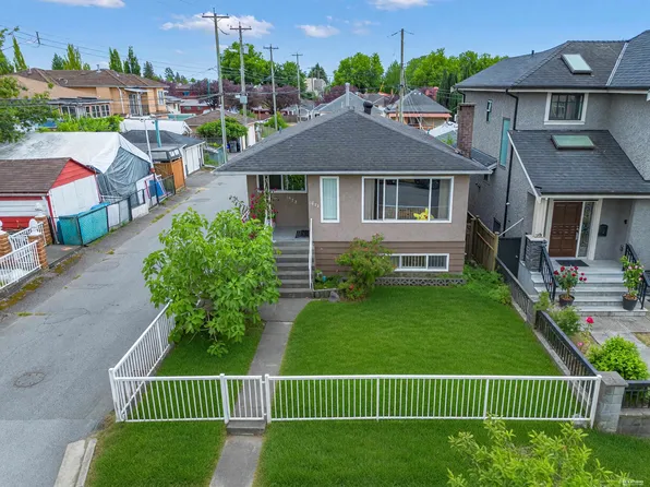 1972 E 51st Ave, Vancouver, BC V5P 1V9
