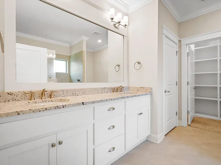 774 Dunker Ave — Photo 11