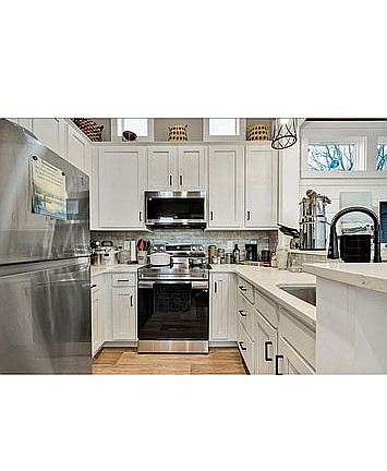 3rd image of 177 Roper Rd #7