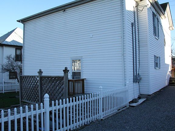 3rd image of 1618 Dale Ave SE #A
