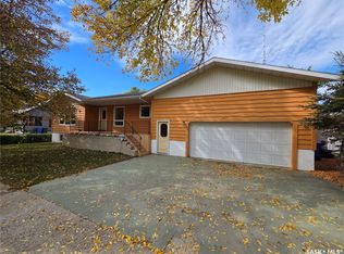 125 Mainprize Street, Midale, SK S0C 1S0