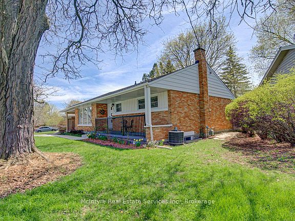3rd image of 549 Dunbar Rd