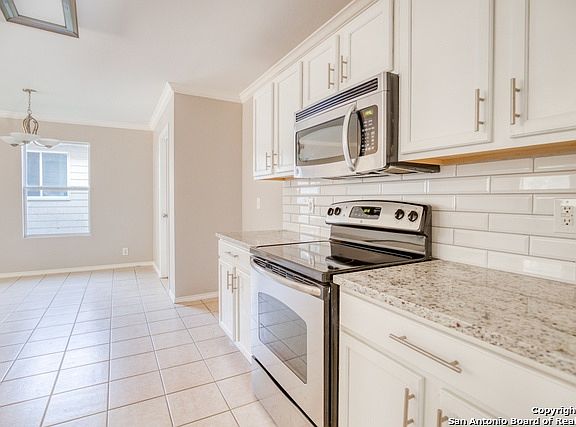 4th image of 216 Katie Ct