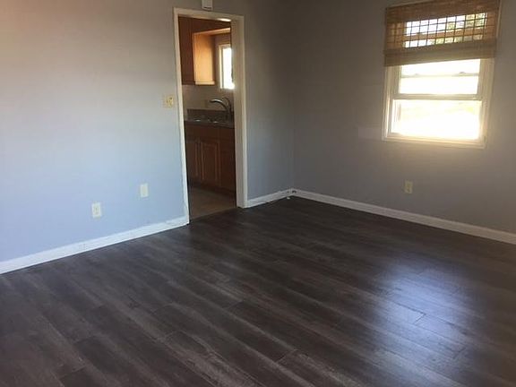5th image of 3638 1/2 Herman Ave