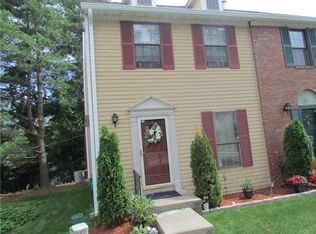 7 Winterberry Ct, Peekskill, NY 10566