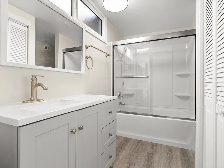 11518 Toerge Dr — Photo 21