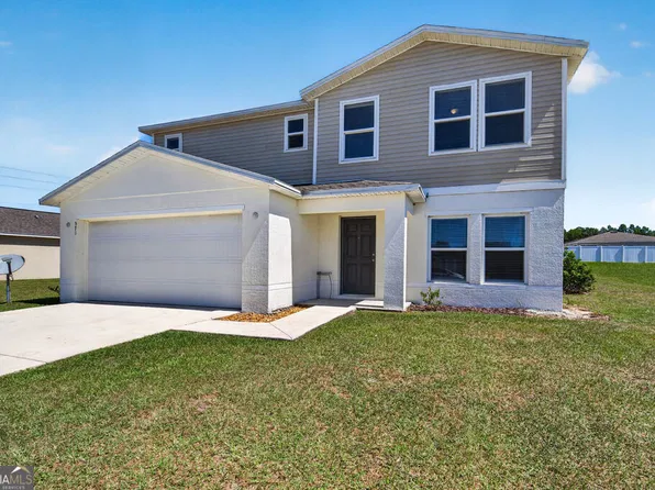 570 River Hill Dr, Welaka, FL 32193