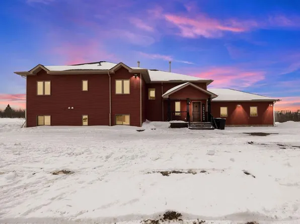 200 SE Weiss Dr, Wood Buffalo, AB T9H 5B4