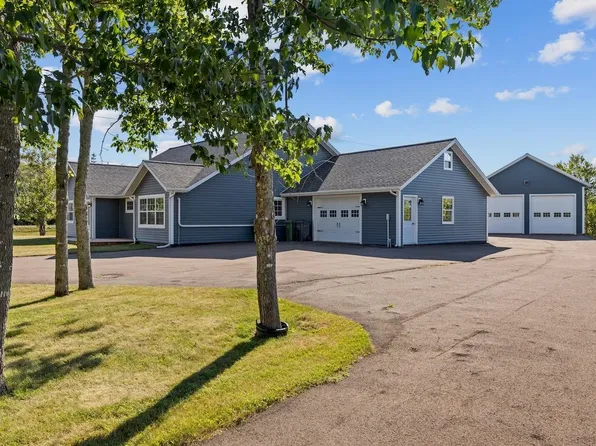 9 Lakeside Rd, Saint Patrick's Parish, PE C0A 1S0