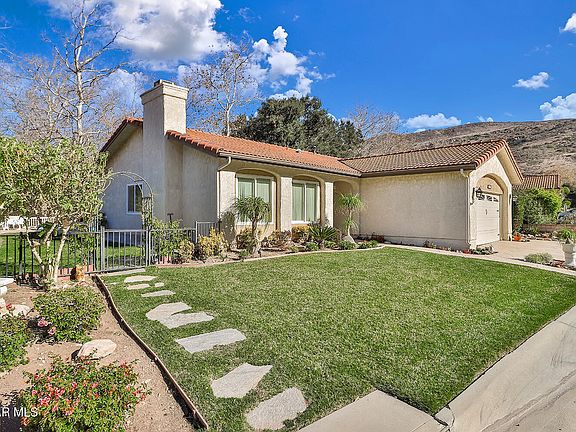 3rd image of 6487 San Como Ln