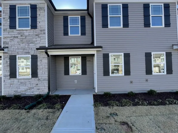 1041 Peony Ln, Youngsville, NC