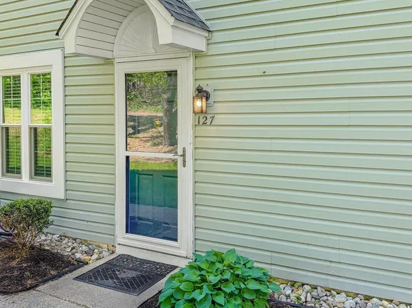 127 Devonshire Ct, Sewell, NJ 08080