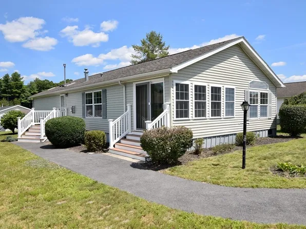 29 Lyn Ln, Middleboro, MA 02346